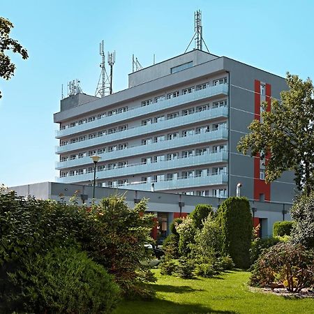 Sanatorium Uzdrowiskowe Dukat Medical Spa Dabki Exterior photo